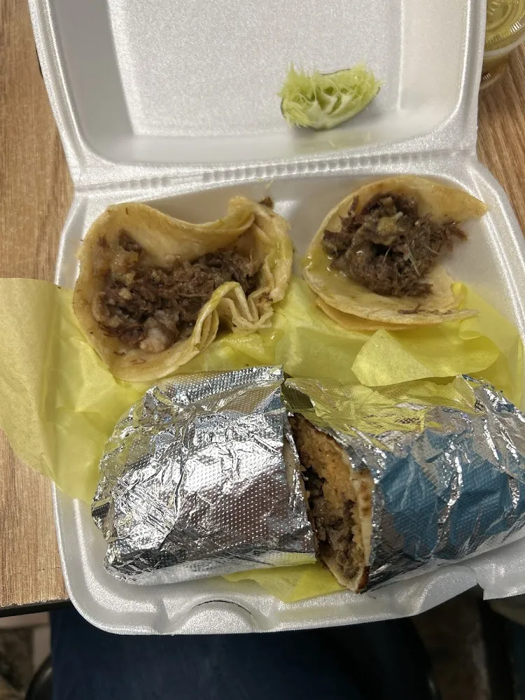 Burrito & 2 Tacos De Barbacoa